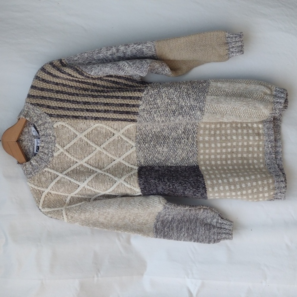 CTME Vintage Tan and Gray Sweater M